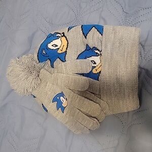 Hat and glove set